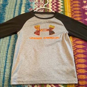 UNDER ARMOUR T⚾️